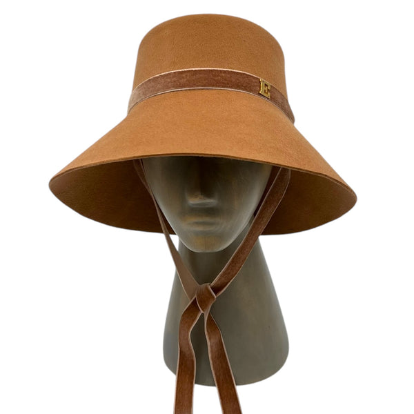 Camel Helen hat